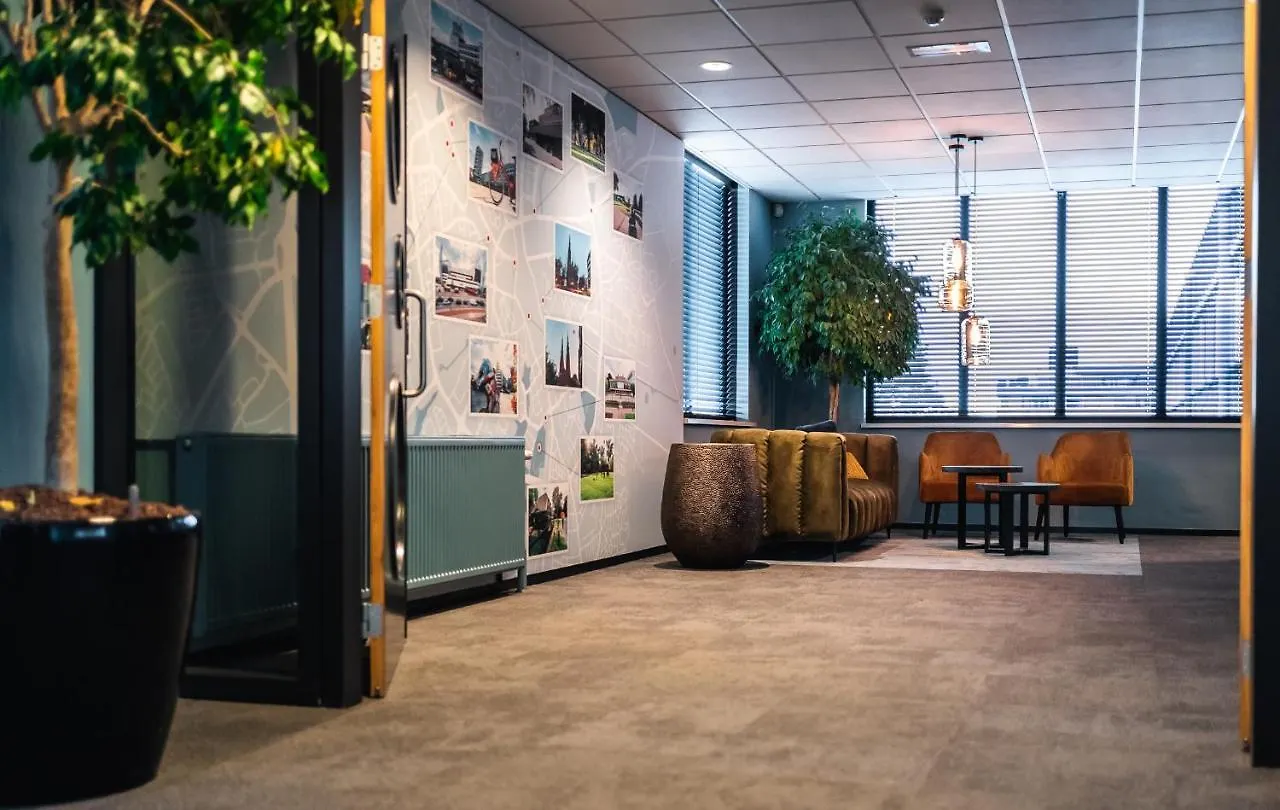 Onderwijshotel De Rooi Pannen Eindhoven Hotel