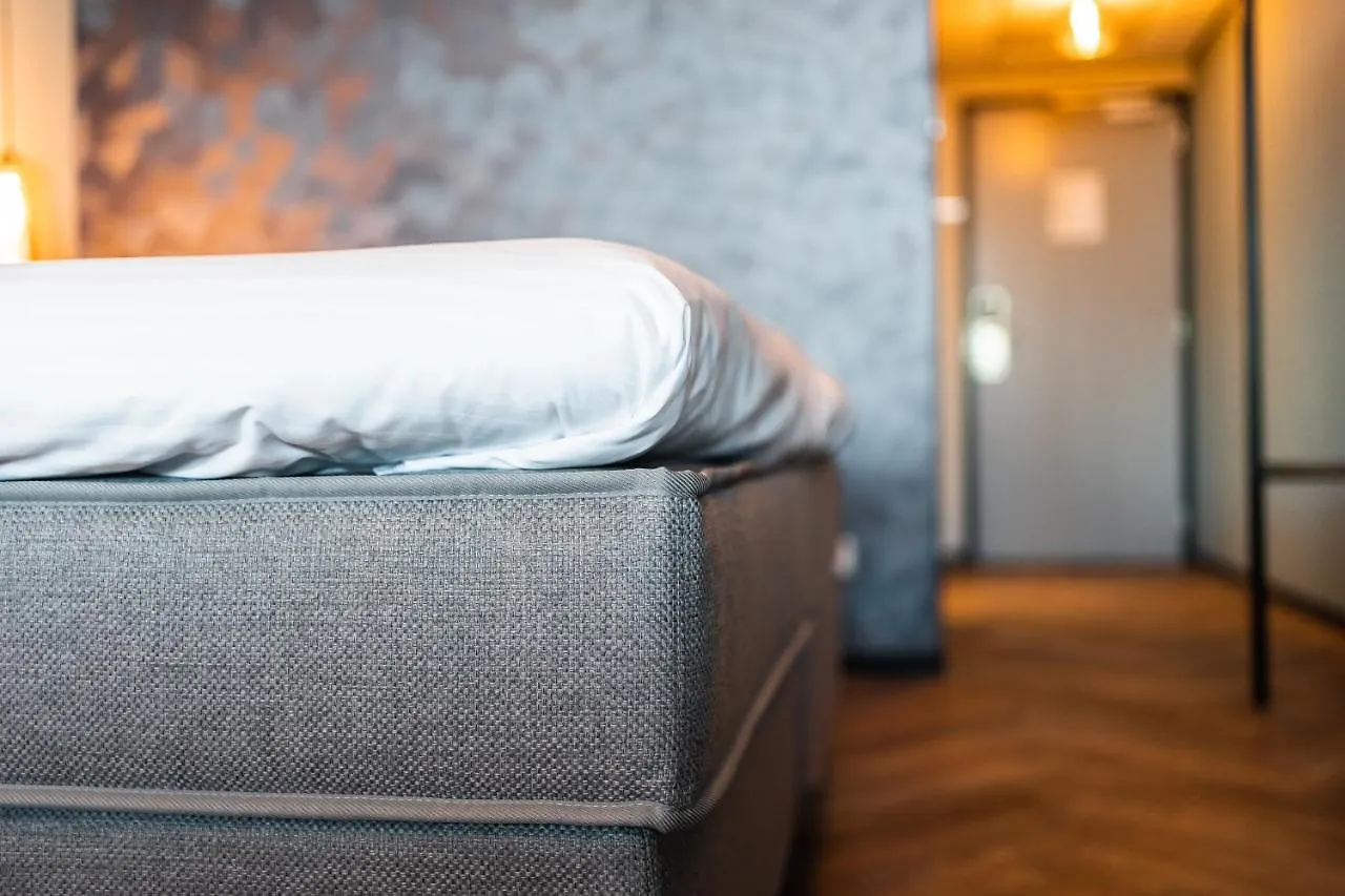 Onderwijshotel De Rooi Pannen Eindhoven Hotel